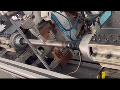 Die Fabrik produziert Videos.